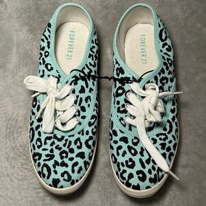 NWT Forever 21 Leopard Print Sneaker Women Sz 7 Blue Canvas Low Top Lace Up Shoe